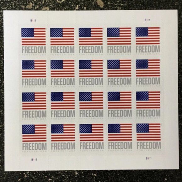 2023 US FREEDOM FLAG Booklet of 1000 Forever Stamps - Picture 1 of 3